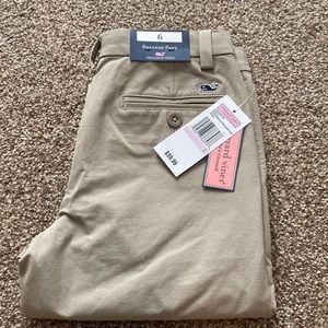 Boys Vineyard Vines performance breaker pants khaki